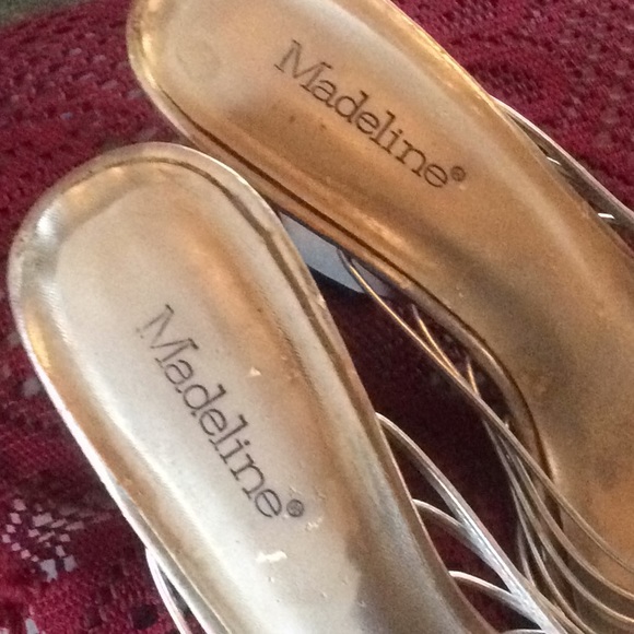 Boho Style Silver Jeweled Tone Wedged Sandals - Picture 5 of 5